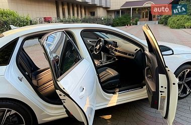 Седан Audi A4 2017 в Одессе