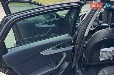 Седан Audi A4 2017 в Львове