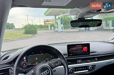 Седан Audi A4 2017 в Львове