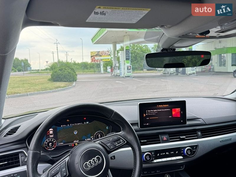 Седан Audi A4 2017 в Львове