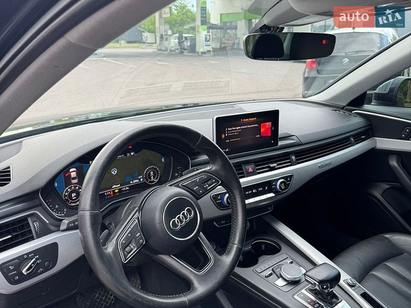 Седан Audi A4 2017 в Львове