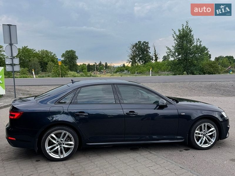 Седан Audi A4 2017 в Львове
