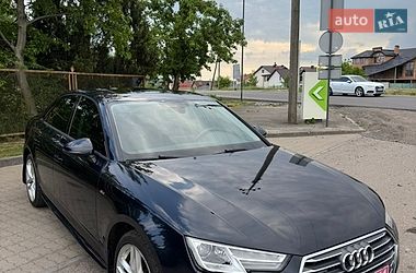 Седан Audi A4 2017 в Львове