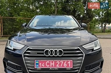 Седан Audi A4 2017 в Львове