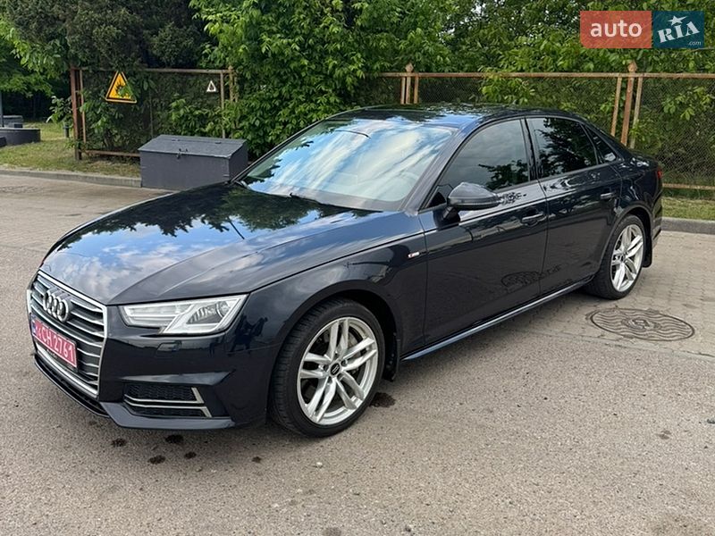Седан Audi A4 2017 в Львове