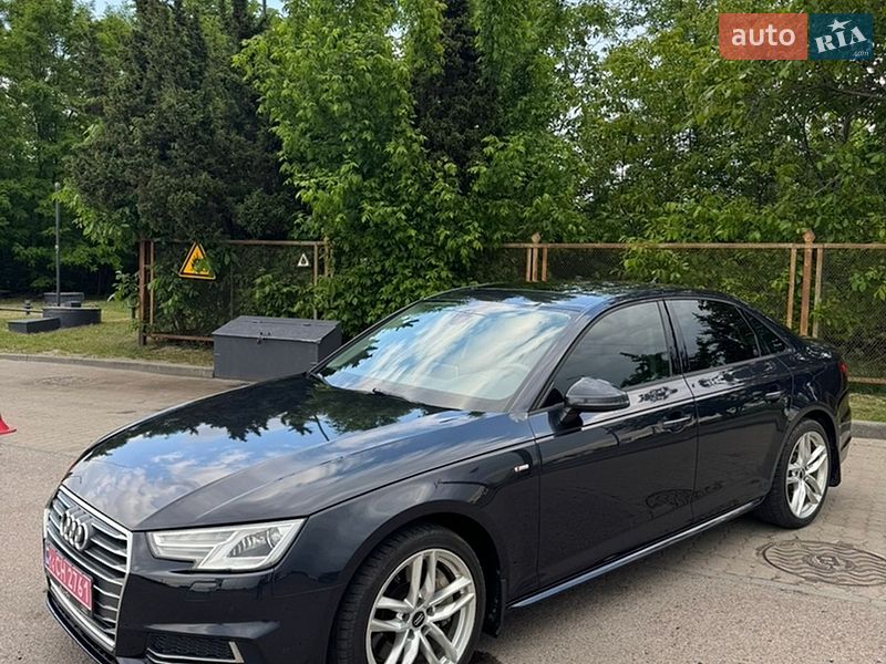 Седан Audi A4 2017 в Львове
