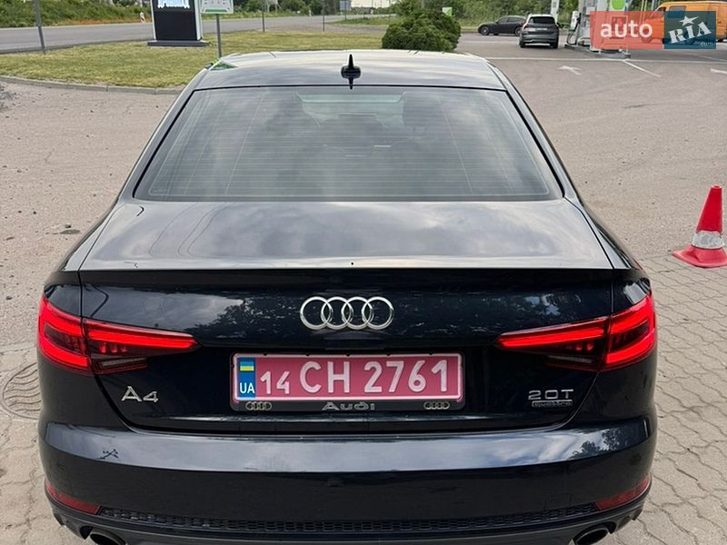 Седан Audi A4 2017 в Львове