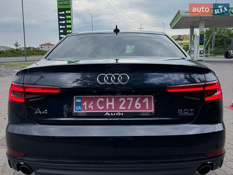 Седан Audi A4 2017 в Львове
