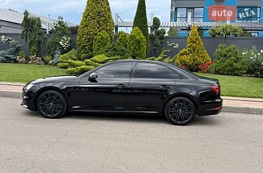Седан Audi A4 2018 в Днепре