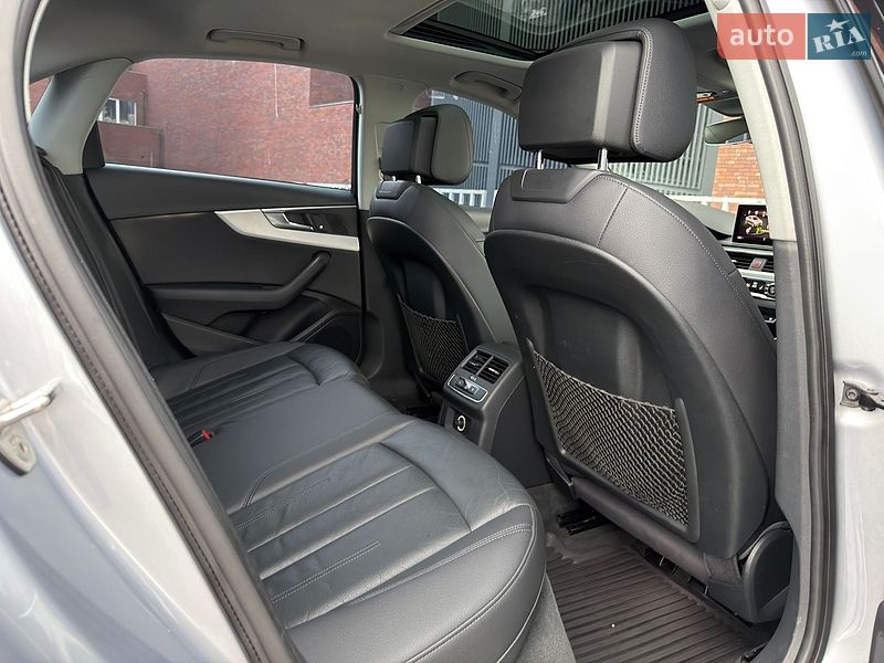 Седан Audi A4 2016 в Дніпрі
