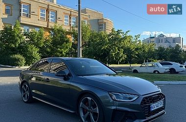 Седан Audi A4 2020 в Киеве