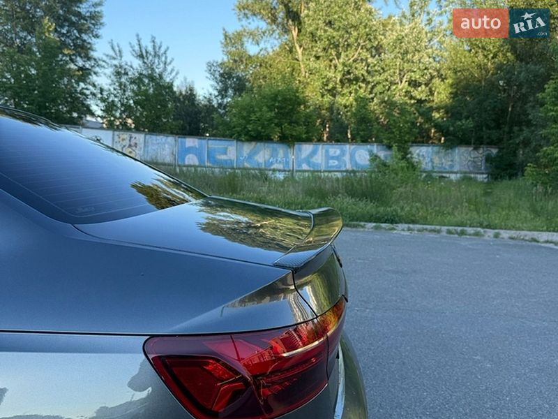 Седан Audi A4 2020 в Киеве