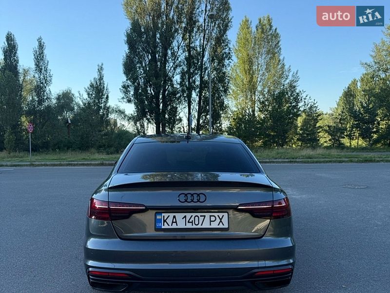 Седан Audi A4 2020 в Киеве