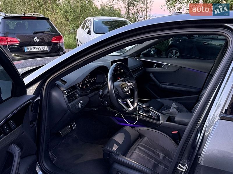 Седан Audi A4 2020 в Киеве