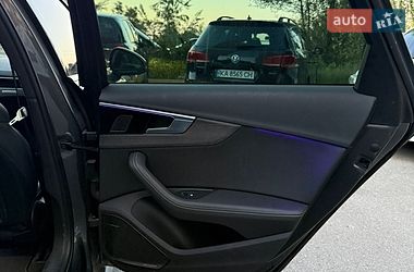 Седан Audi A4 2020 в Киеве