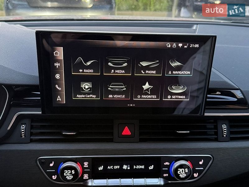 Седан Audi A4 2020 в Киеве