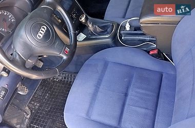 Седан Audi A4 2000 в Краснокутске