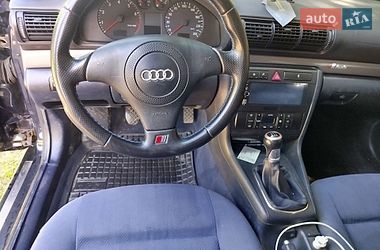 Седан Audi A4 2000 в Краснокутську