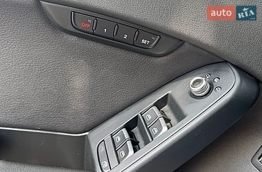 Седан Audi A4 2013 в Карловке