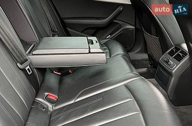 Седан Audi A4 2015 в Кам'янському