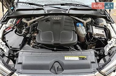 Седан Audi A4 2015 в Кам'янському