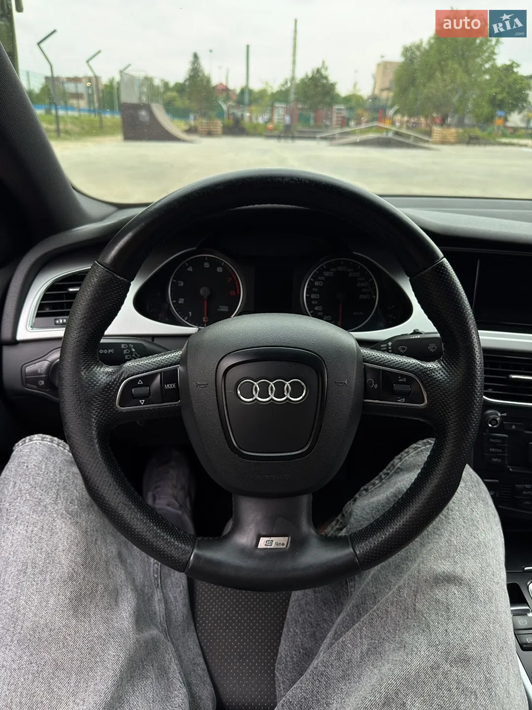 2011 Audi A4 - мініатюра 17
