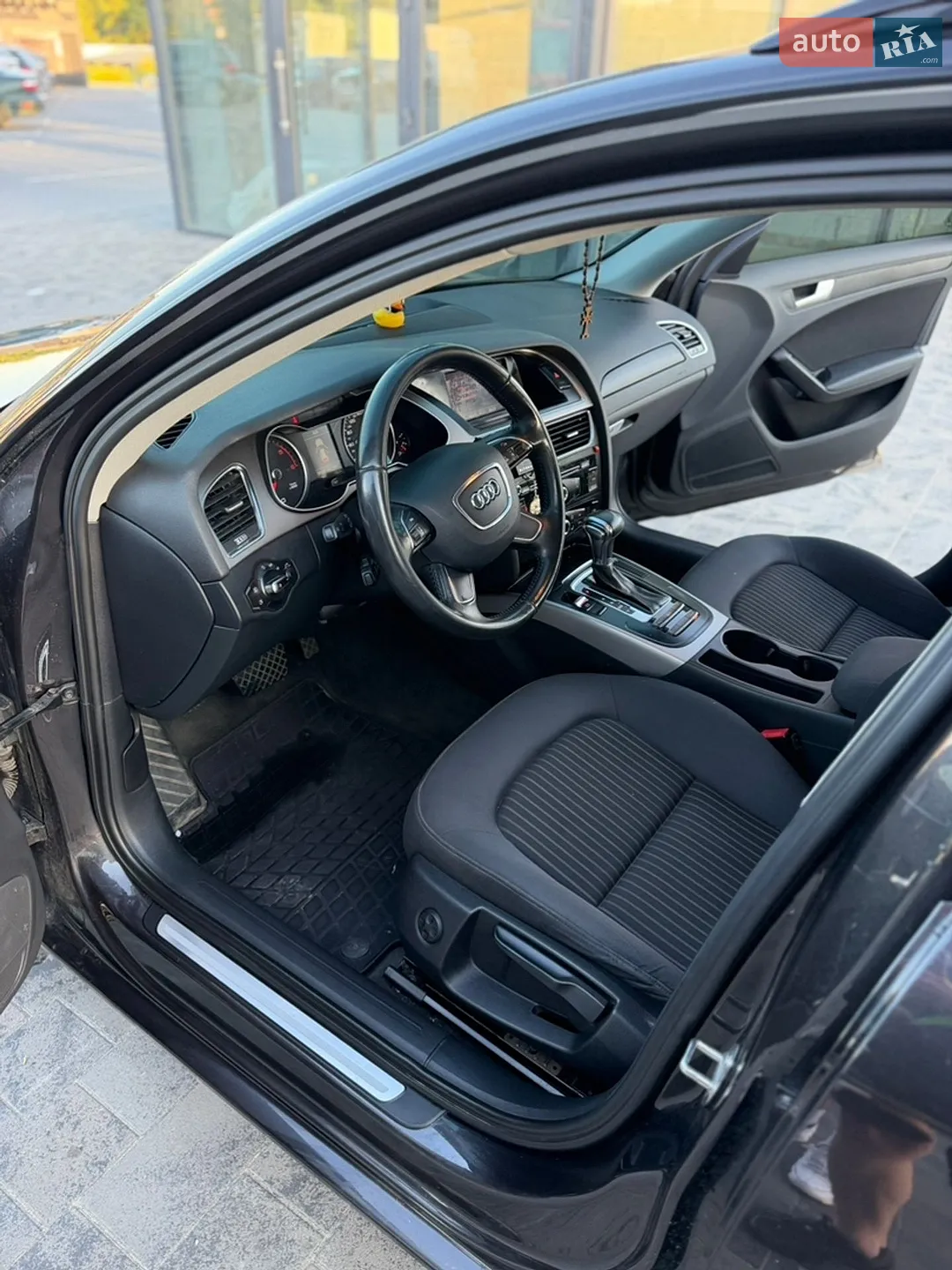 2013 Audi A4 - мініатюра 30