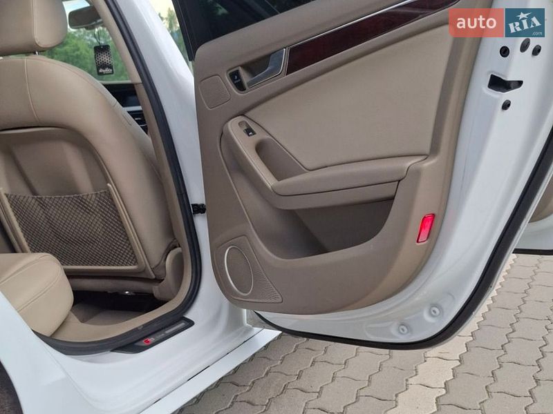 Універсал Audi A4 2012 в Львові фото 34 Універсал Audi A4 2012 в Львові