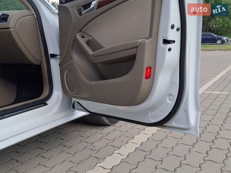 Універсал Audi A4 2012 в Львові фото 31 Універсал Audi A4 2012 в Львові