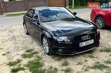 Седан Audi A4 2012 в Городку