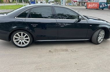 Седан Audi A4 2012 в Городку