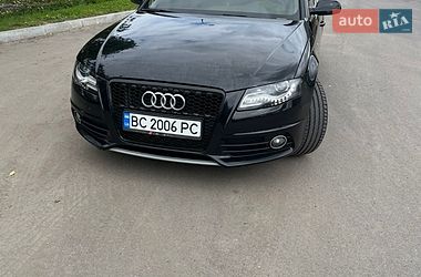 Седан Audi A4 2012 в Городку