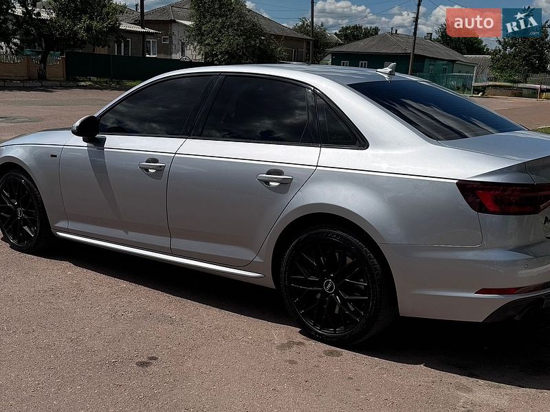 Седан Audi A4 2017 в Овручі