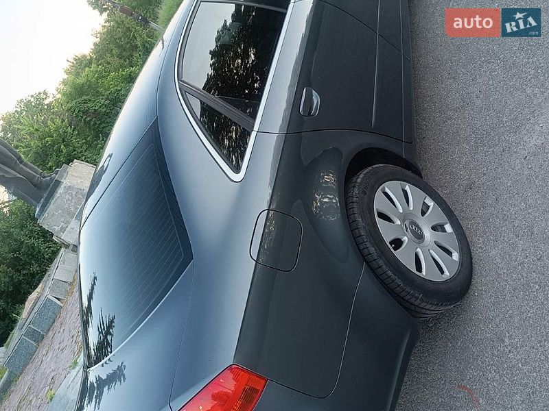 Седан Audi A4 2006 в Харькове