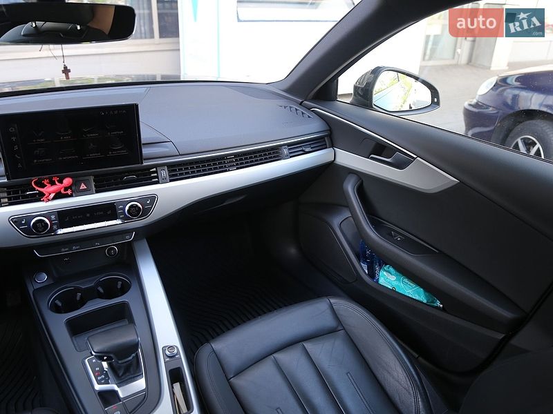 Універсал Audi A4 2020 в Києві