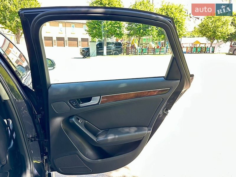 Седан Audi A4 2014 в Києві