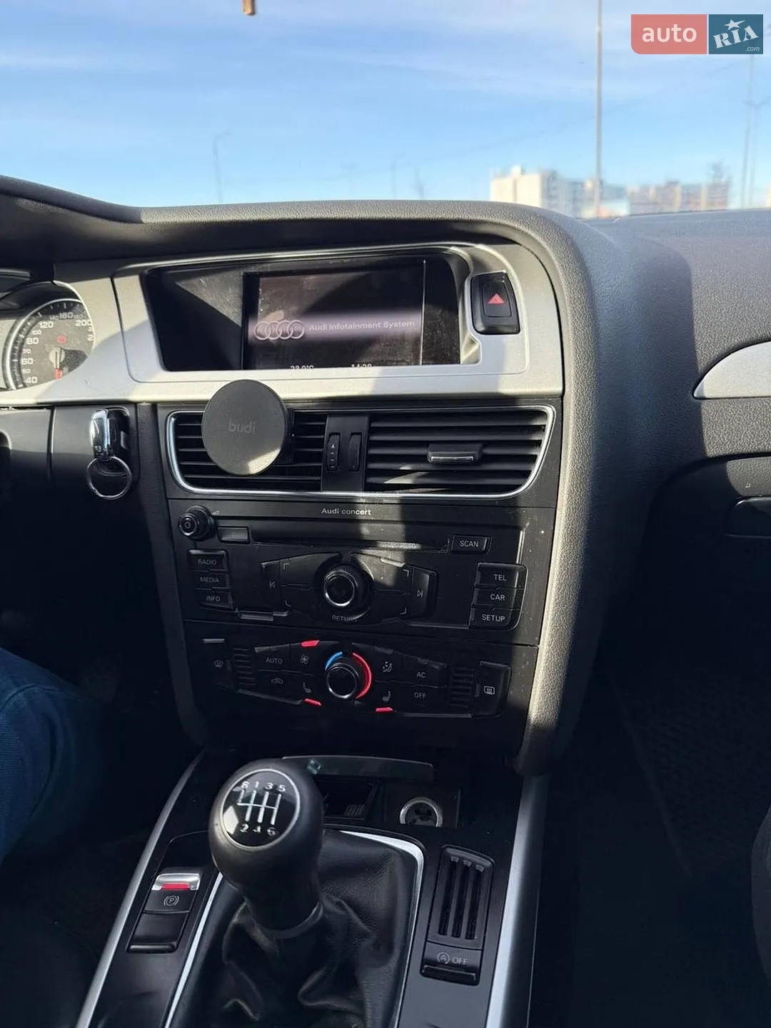 2010 Audi A4 - мініатюра 17