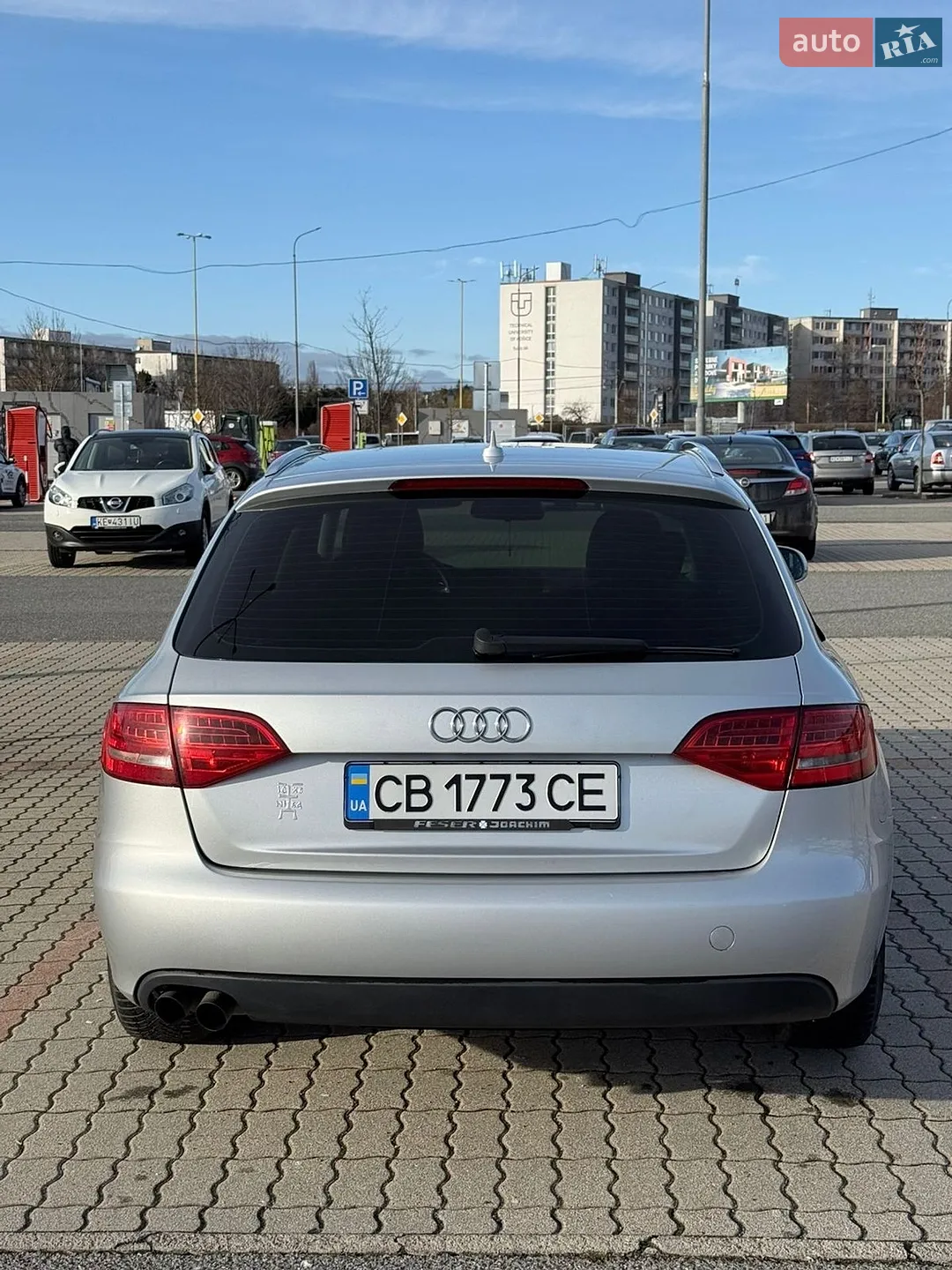 2010 Audi A4 - мініатюра 7