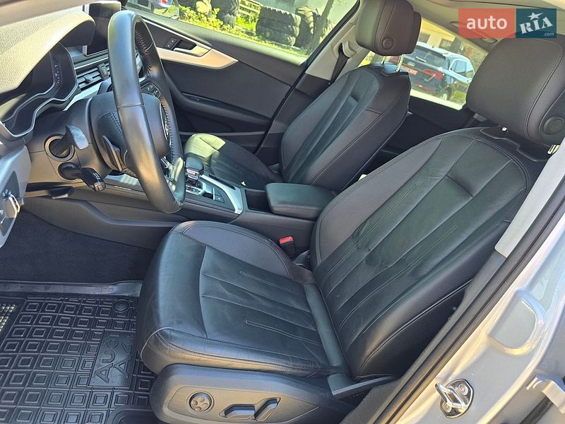 Седан Audi A4 2018 в Стрию