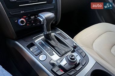 Седан Audi A4 2015 в Днепре