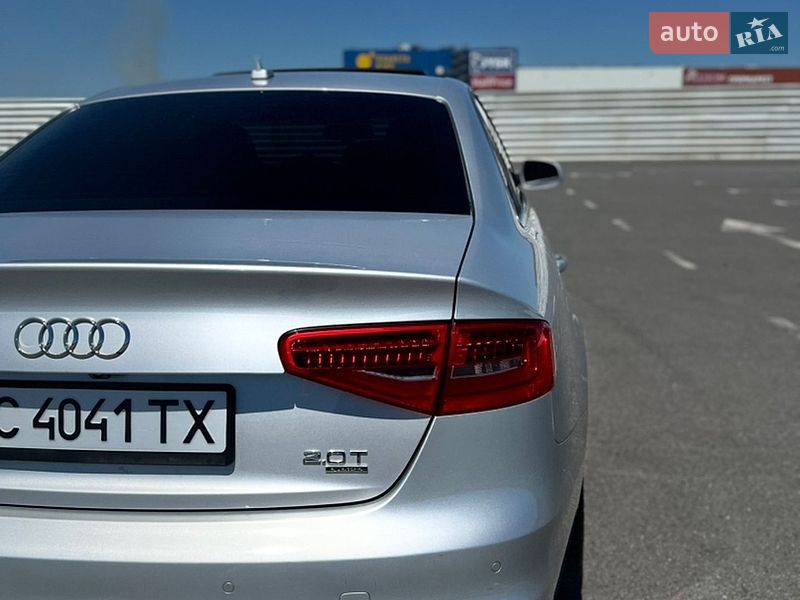 Седан Audi A4 2013 в Львові