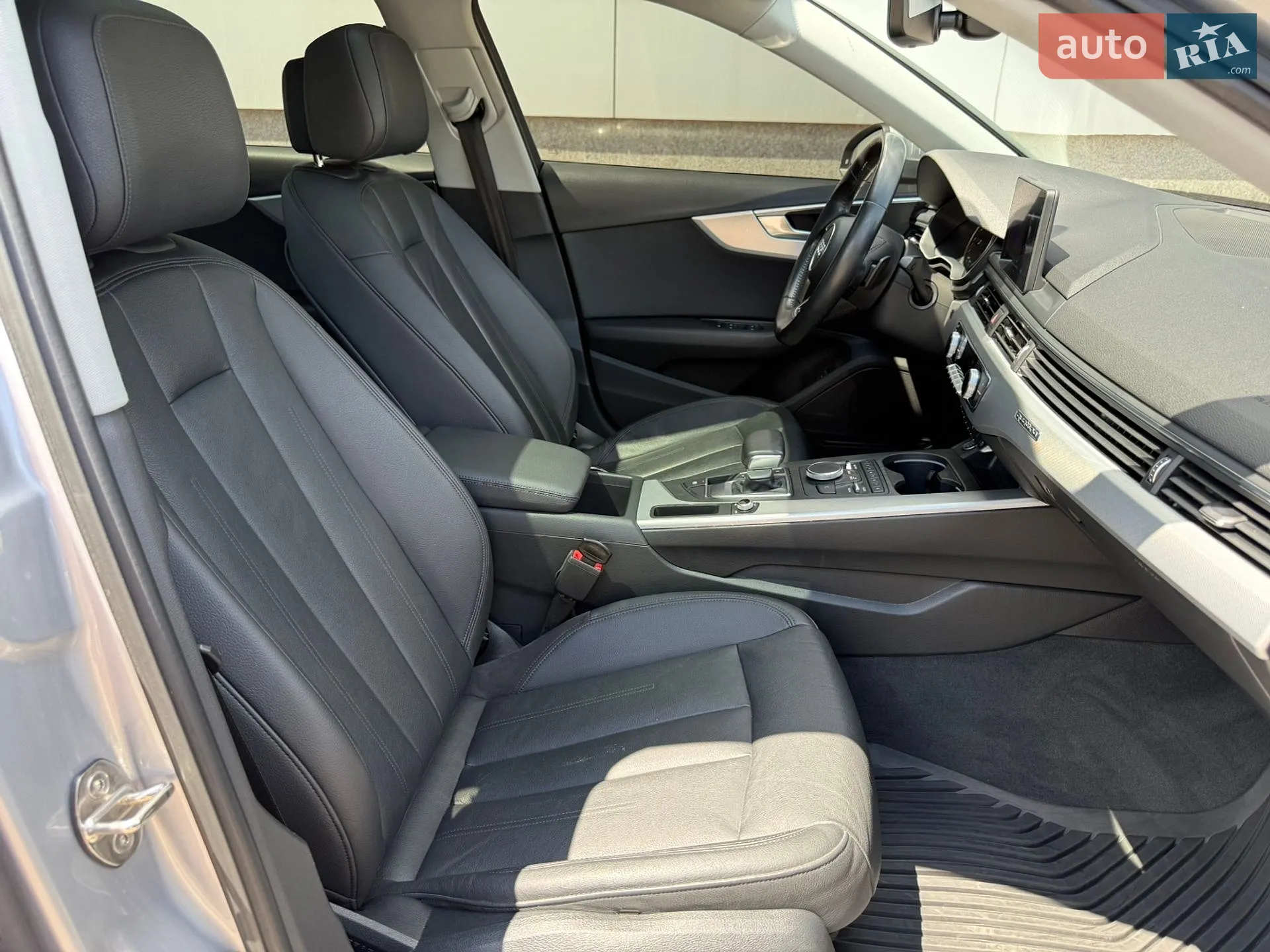 2016 Audi A4 - мініатюра 35