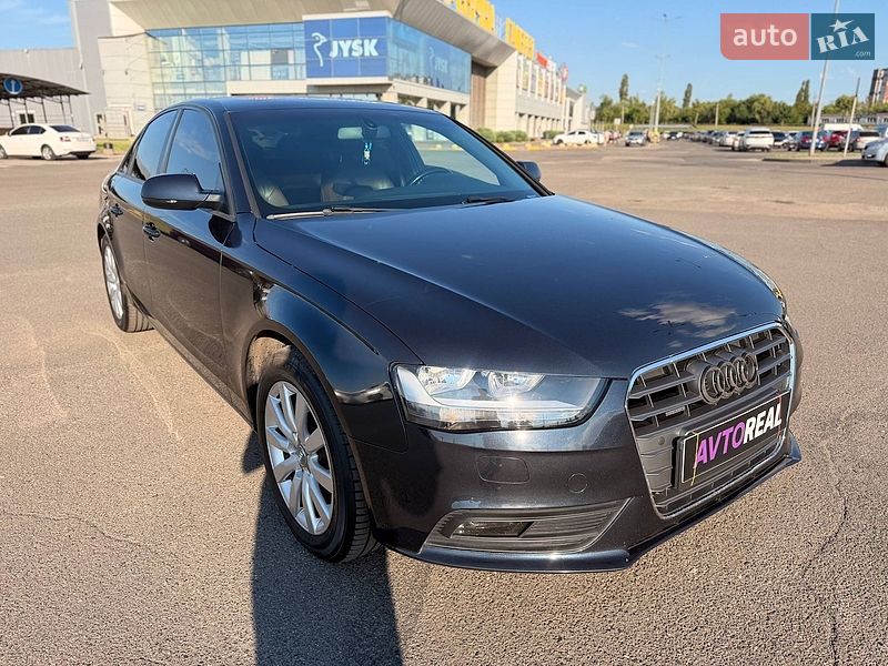 Седан Audi A4 2012 в Кривому Розі