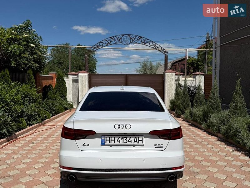 Седан Audi A4 2016 в Одессе