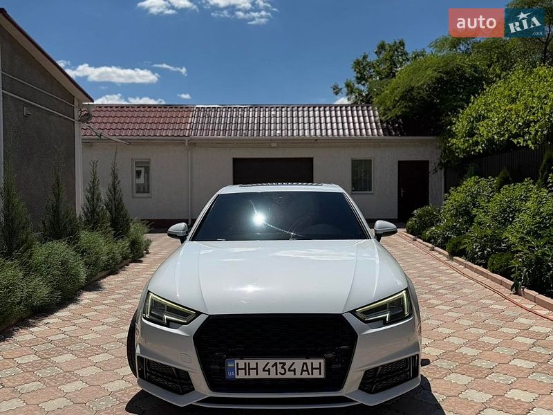 Седан Audi A4 2016 в Одессе