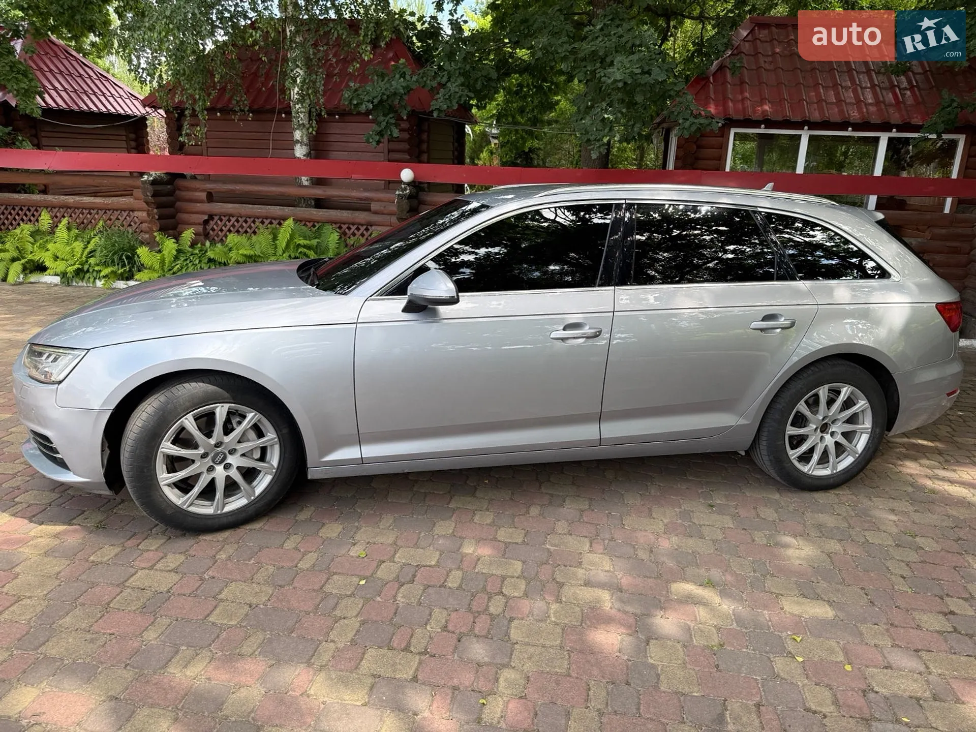 2016 Audi A4 - мініатюра 18