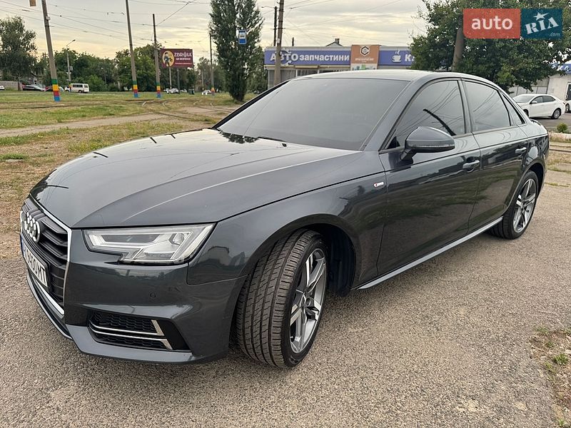 Седан Audi A4 2018 в Харькове