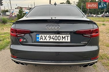 Седан Audi A4 2018 в Харькове