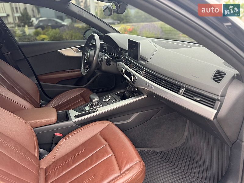 Седан Audi A4 2018 в Харькове