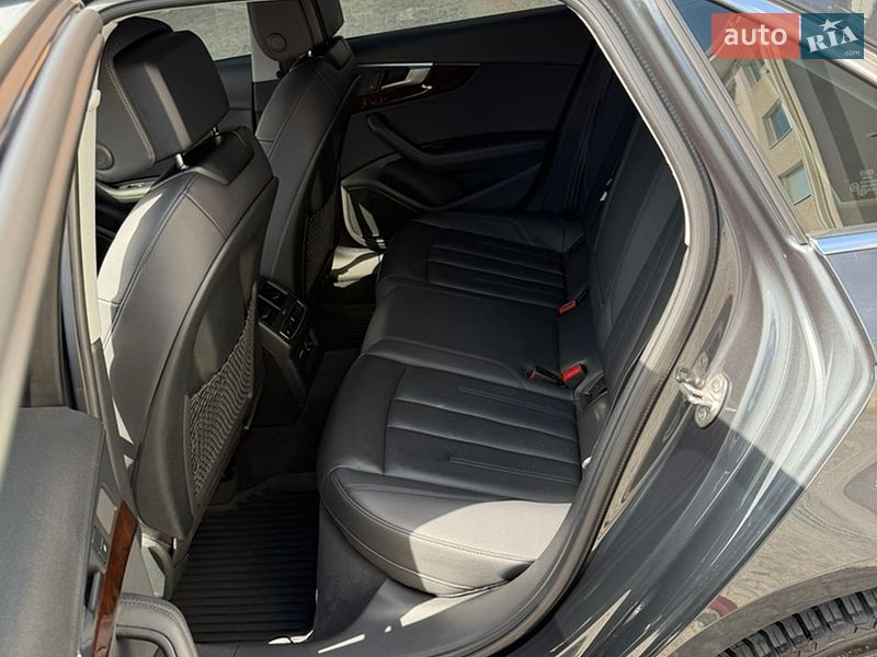 Седан Audi A4 2018 в Луцьку